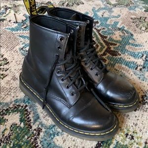 Dr Martens 1460 Smooth Leather Lace Up Boots
